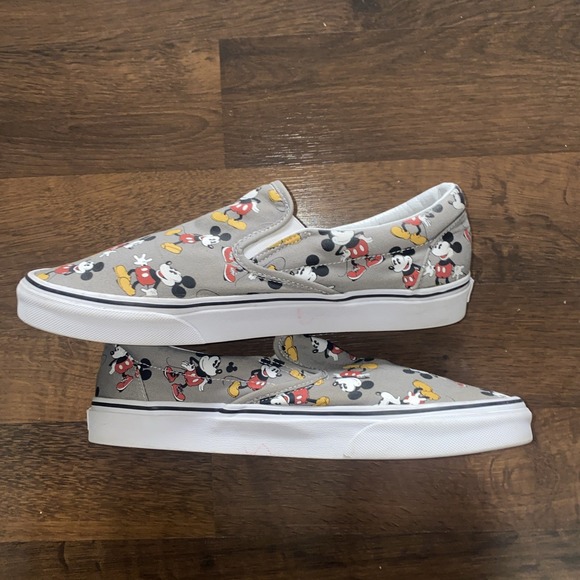 Vans Slip On X Disney‎ Mickey Mouse Size M11/W12.5 Slip On Gray Shoes Sneakers - Picture 4 of 13